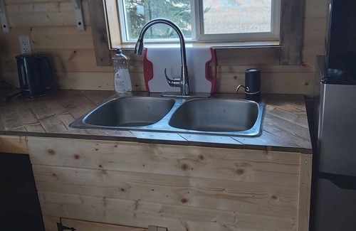 Division No. 8 Cabina | Rustic Loft Cabin Experience on Acreage between Sylvan Lake and Gull Lake
