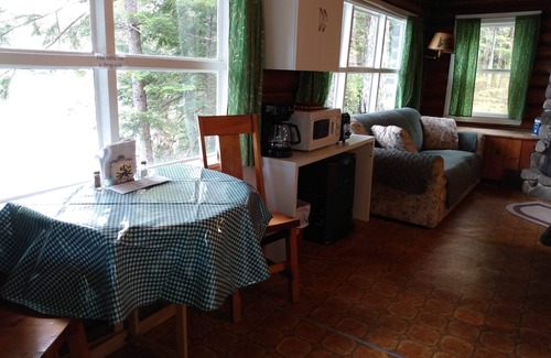 Dennysville Cabaña | Pet-Friendly totalmente equipada cabaña con vistas al agua en Downeast Maine, 4 plazas