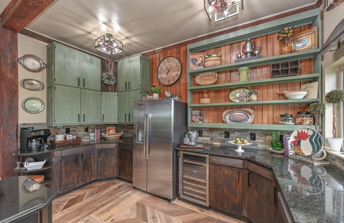Beechgrove Cabina | Rustic Luxury Cabin w/ breathtaking views, stunning sunsets, & minutes from I24