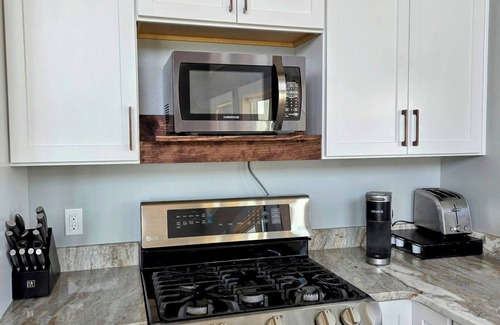 Fish Haven Cabina | Rustic Luxury Modern Cabin Mins to Lake, Trails