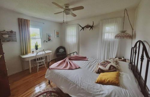 Consecon Casa | Rustic Modern Home and Spa
