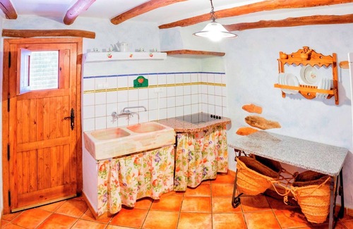 Laroya Casa | Casa rural en Almería cerca montañas