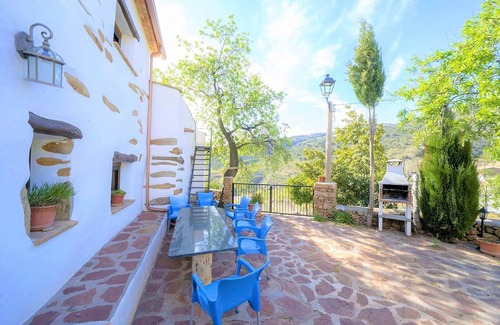 Laroya Casa | Casa rural en Almería cerca montañas