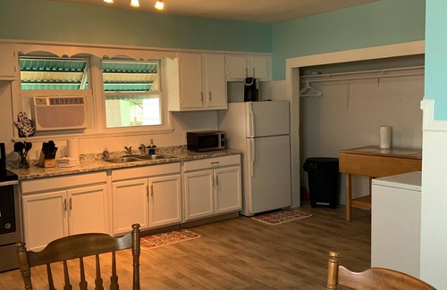 Norfolk Casa | Rustic Ocean View Beach House - BEST Location in Ocean View! 2 bed/1 bath House