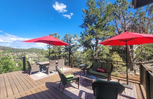 Zion National Park East Entrance Casa | Rustic Pine- Secluded Mountain Retreat Near Zion National Park