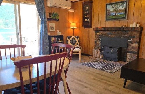 Port Angeles Casa | Rustic Pines Retreat