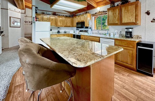 Cascade Apartamento | Rustic Pines .
