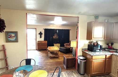Lubbock Casa | Rustic Range Ranch House