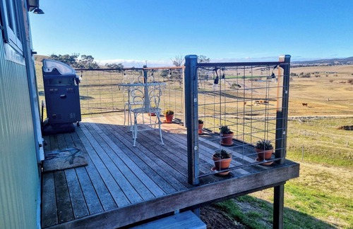 Georges Plains Cabina | Rustic Range Retreat @ Charlotte's Hut Stay, Relax, Unwind & Reconnect