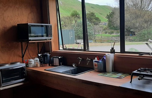 Paengaroa Otro | Rustic Retreat