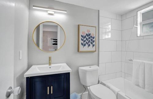 Poinciana Park Apartamento | Rustic Retreats Spacious 1BR For 4 guests In The Heart of Fort Lauderdale