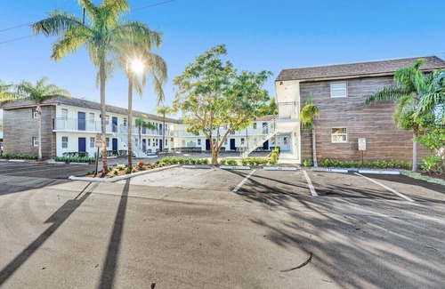 Downtown Fort Lauderdale Apartamento | Rustic Retreats: Beachy 1BR in the heart of Fort Lauderdale