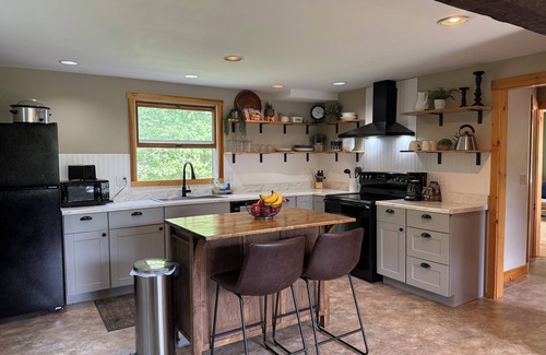 Sunday River Area Casa | Rustic Ridge Lone Mountain Escape– 3BR, 2BA Home on 2 Acres Pet Friendly