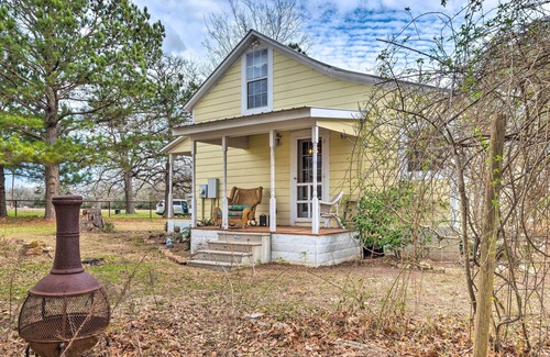 Rockdale Casa | Rustic Rockdale Home on 100 Acres: Near City Park!