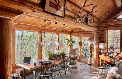 Sundance Villa | Rustic Sundance cabin sleeps 13 hottub firepits