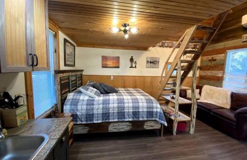 Marble Falls Casa | Rustic Texas Hill Country Vacation Rental with a Fire Pit