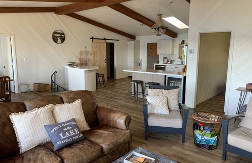 Pequot Lakes Cabina | Rustic Up North on Big Water