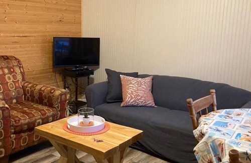 Port Blandford Cabina | Rustic Wave Cottages-Cabin #5