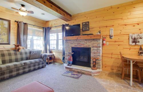 Cecil Casa | Rustic Wisconsin Cabin on Shawano Lake!