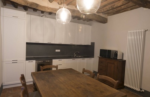 Buti Casa | Rústica con piscina en el corazón de la Toscana.