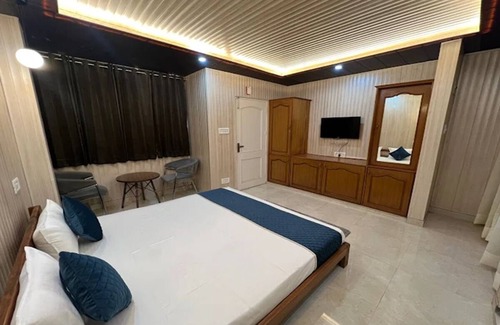 Shimla Hotel | Rustic Woodz