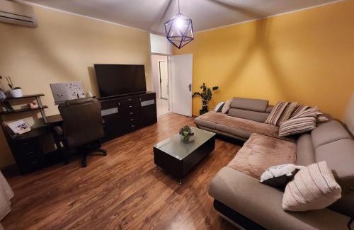 Pozega Apartamento | Rustica Nocte Home apartman