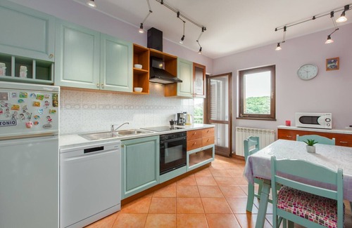 Vrsar Apartamento | Rustical Apartment Dora with balcony and private parking