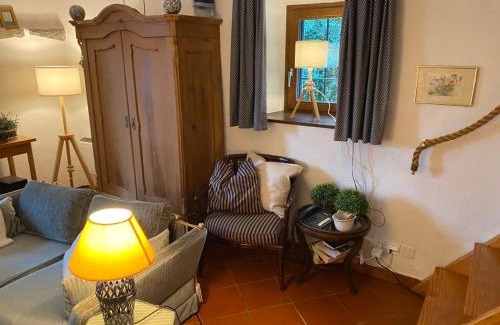 Riazzino Casa | Rustico Gatto by Fewotessin