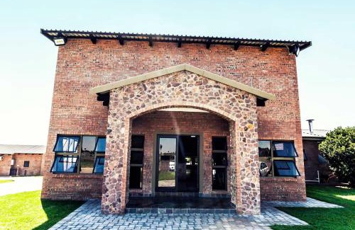 Steve Tshwete Cama Y Desayuno | Rustique Boutique Hotel