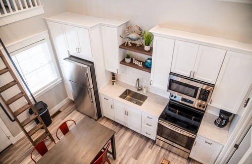 Celina Cabina | Rusty Crab - 1 Bed/2 Loft Lakeside Cottage!