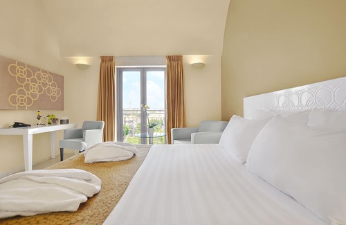 Jaffa Hotel | Ruth Daniel Residence