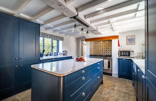 Bacton Casa | Ruthie Cottage by Big Skies Cottages