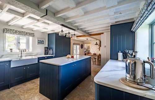 Bacton Casa | Ruthie Cottage by Big Skies Cottages