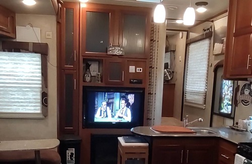 Oatmeal Casa | RV in the heart of the Hill Country