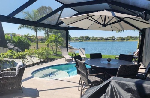 Biggar Alquiler De RV | RV Lot with Pool for Rent in Luxury Motorcoach Resort - Lot 55