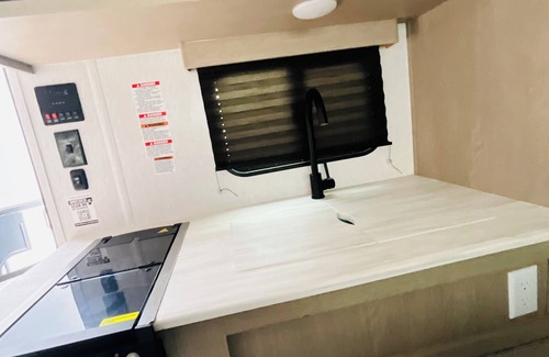 Brentwood Casa | RV of Serenity w/Cozy Cotton Comforts, Easy Self Check-Ins, and Privacy Galore!