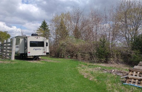 Sutton Alquiler De RV | RV Parking Spot on acreage