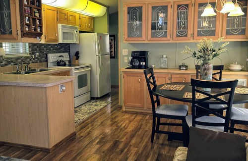 Zephyrhills South Casa | RV Resort-Close to Tampa, Hard Rock, Busch Gardens, Skydive City and More