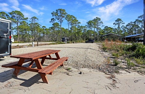 Port St. Joe Alquiler De RV | RV Site Near Indian Pass, Plenty of Parking ~ One More Day