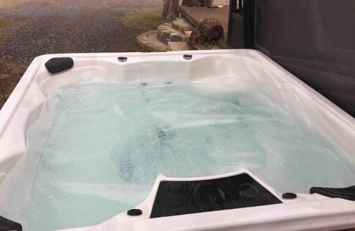 Pine Grove Alquiler De RV | RV Site on Quiet, Private Airport