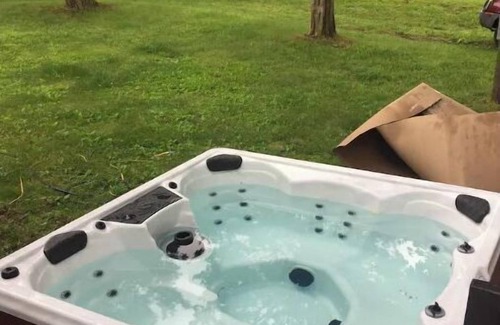 Pine Grove Alquiler De RV | RV Site on Quiet, Private Airport