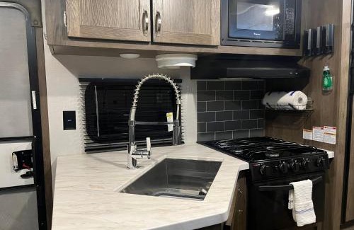 Robertsdale Otro | RV with Pool & Countryside Views