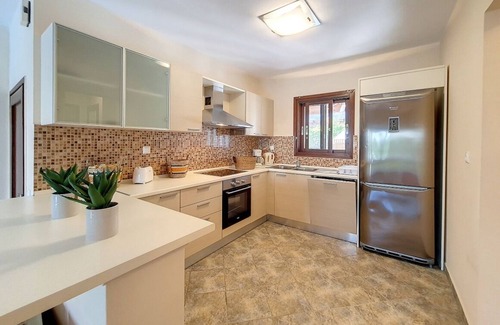 Ermionida Villa | RVG 82 Luxury Villa with Pool PortoHydra and Dock