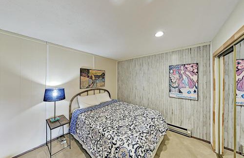 Wildernest Casa | Ryan Culch Condo 6701