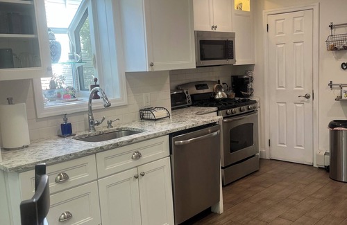 Bellmore Casa | Ryder cup! Charming 3 bedroom house -15 minutes from the course!
