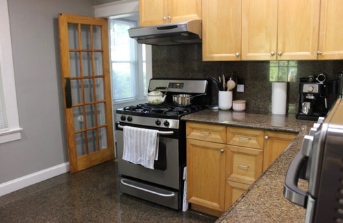 Old Bethpage Casa | RYDER CUP Home! Walking Distance to golf course and strip!