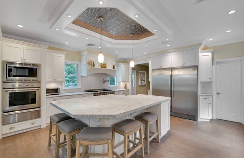 Dix Hills Casa | Ryder Cup rental 20 minutes to Bethpage Golf Course.n8 day rental for Ryder cup