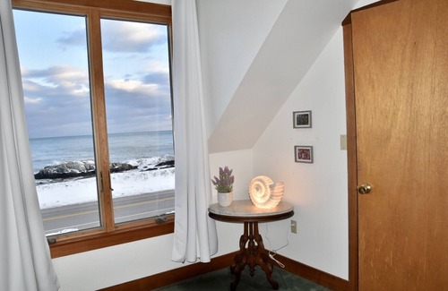 Rye Casa | Rye Beach house overlooking the ocean with NEW AIR CONDITIONING installed