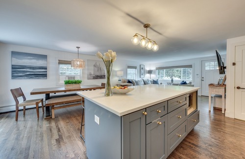 Rye Cabaña | Rye Coastal Retreat w/ Deck & Outdoor Dining