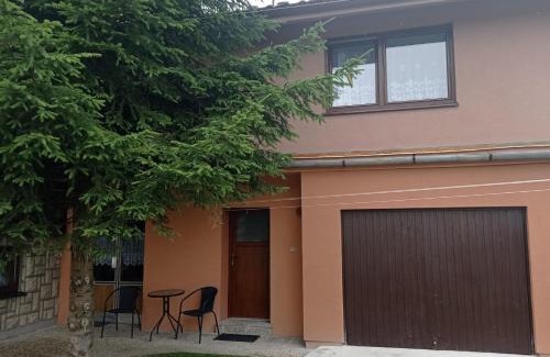 Cierny Balog Apartamento | Sárka